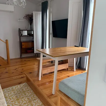 Апартаменты Patio Prior Do Crato 4 Алмада